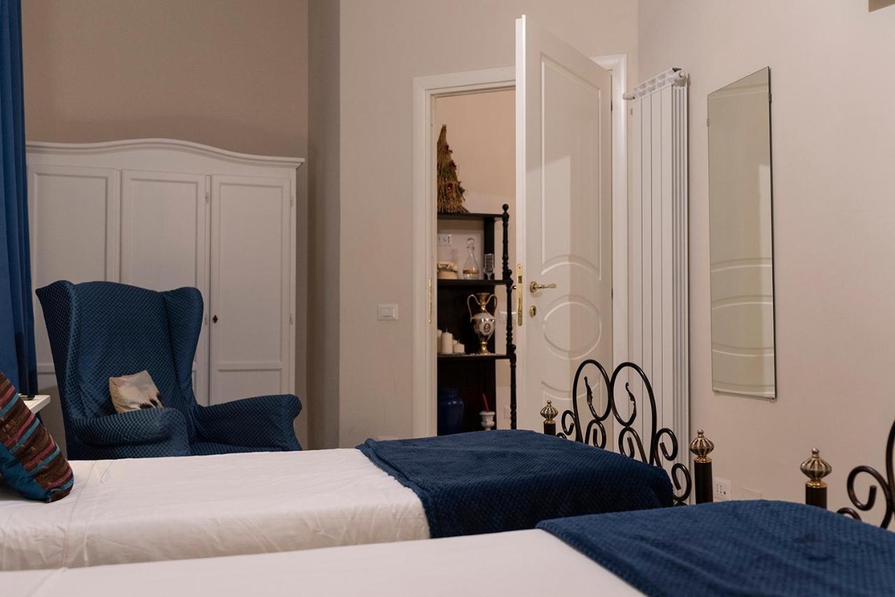 Bed & Breakfast Domus Borbonica Napoli