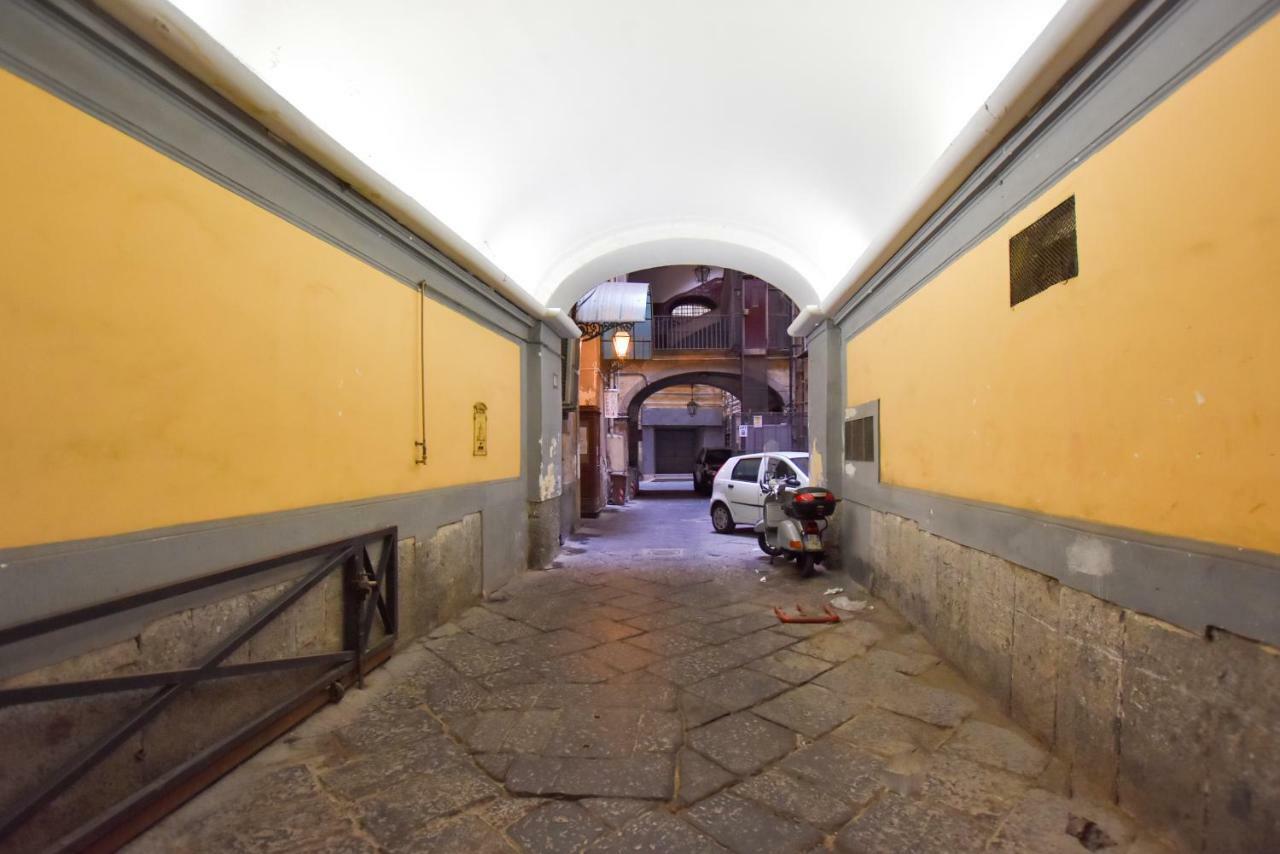 Bed & Breakfast Domus Borbonica Napoli