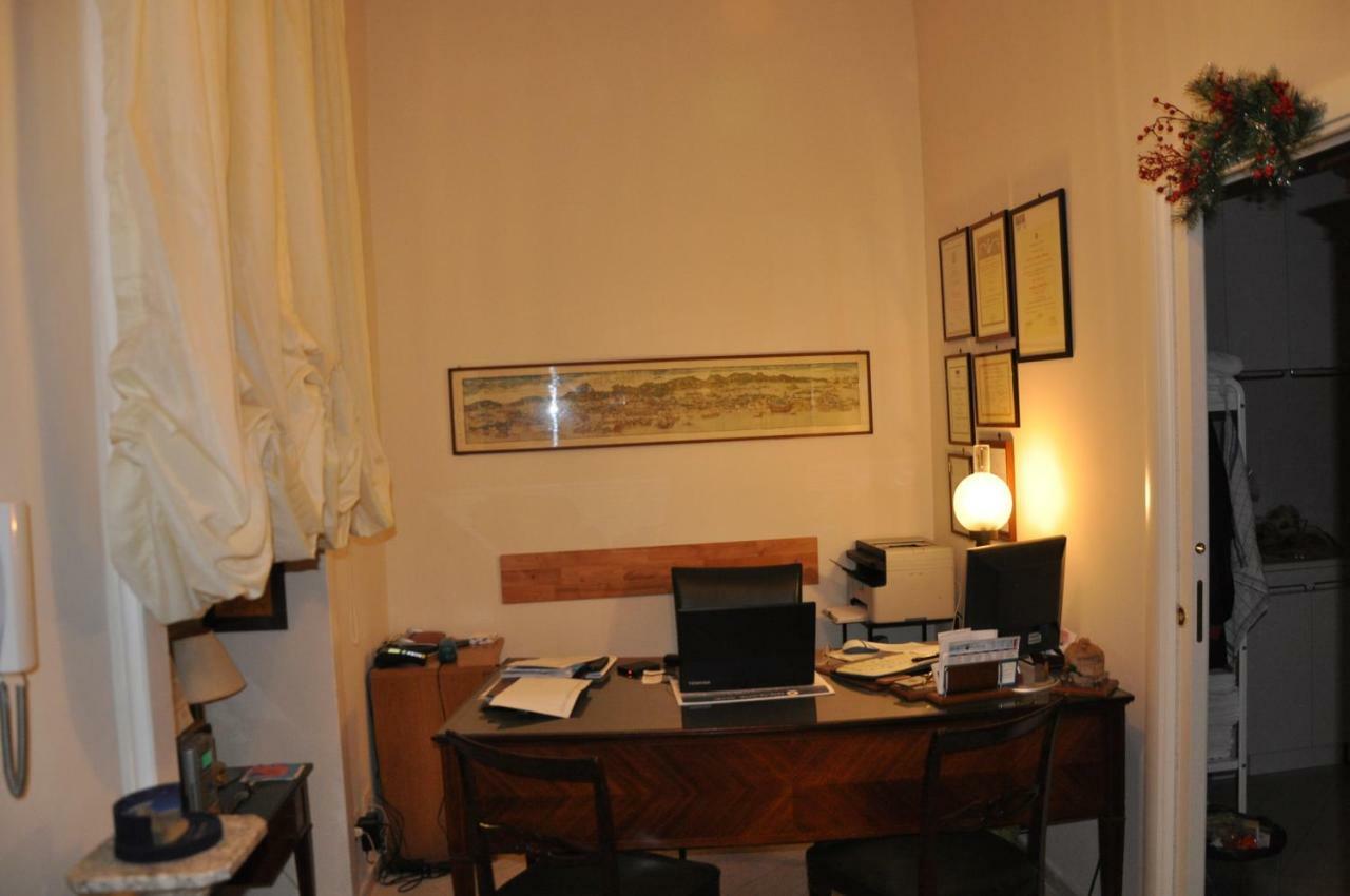 Domus Borbonica Bed and breakfast 3*