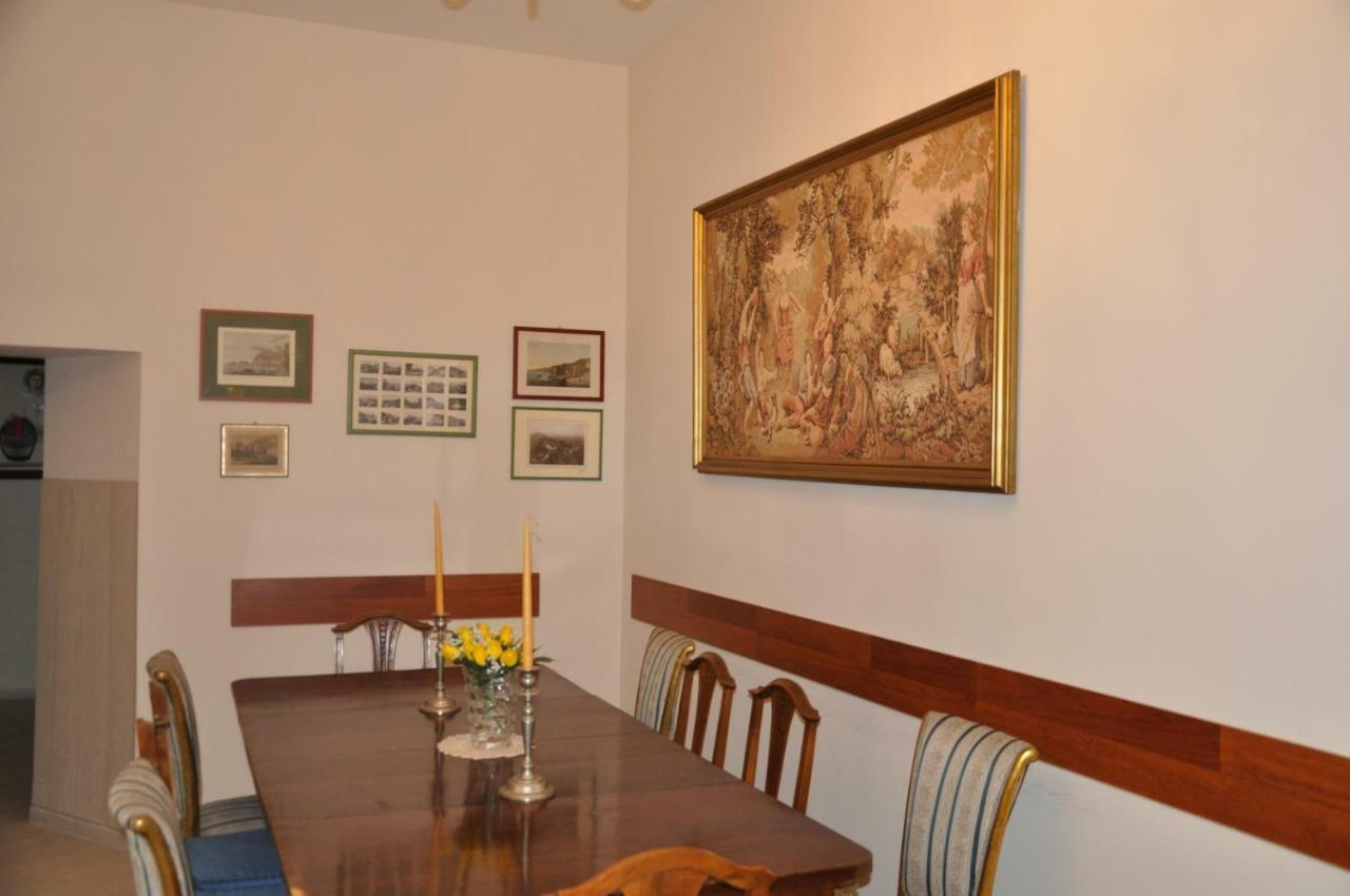 Domus Borbonica Bed & Breakfast 3*