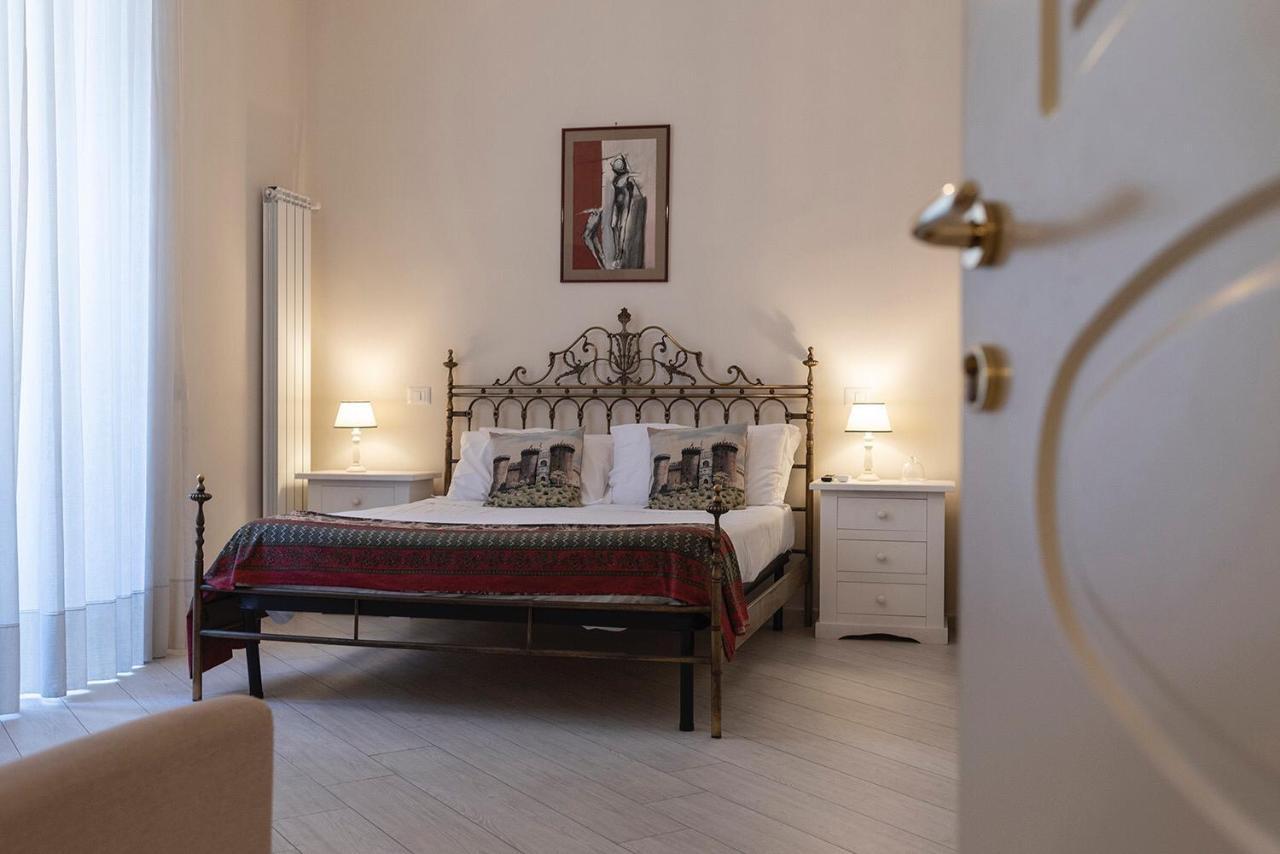 Domus Borbonica Bed & Breakfast Napels