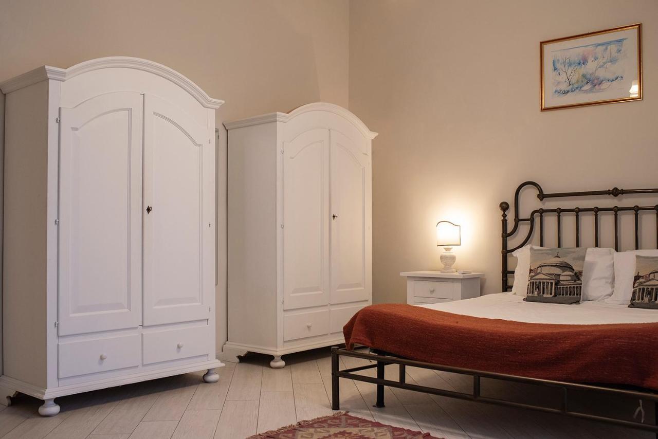 Domus Borbonica Bed & Breakfast Napels